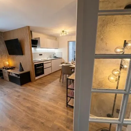Le Schwendi - Parking - 2min Petite Venise - Wifi Fibre Apartamento